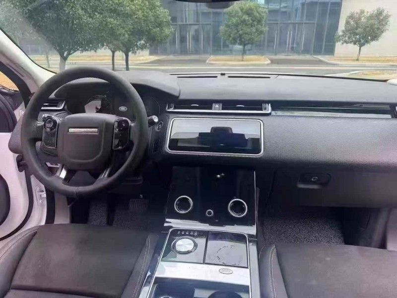 无锡19年路虎揽胜星脉6