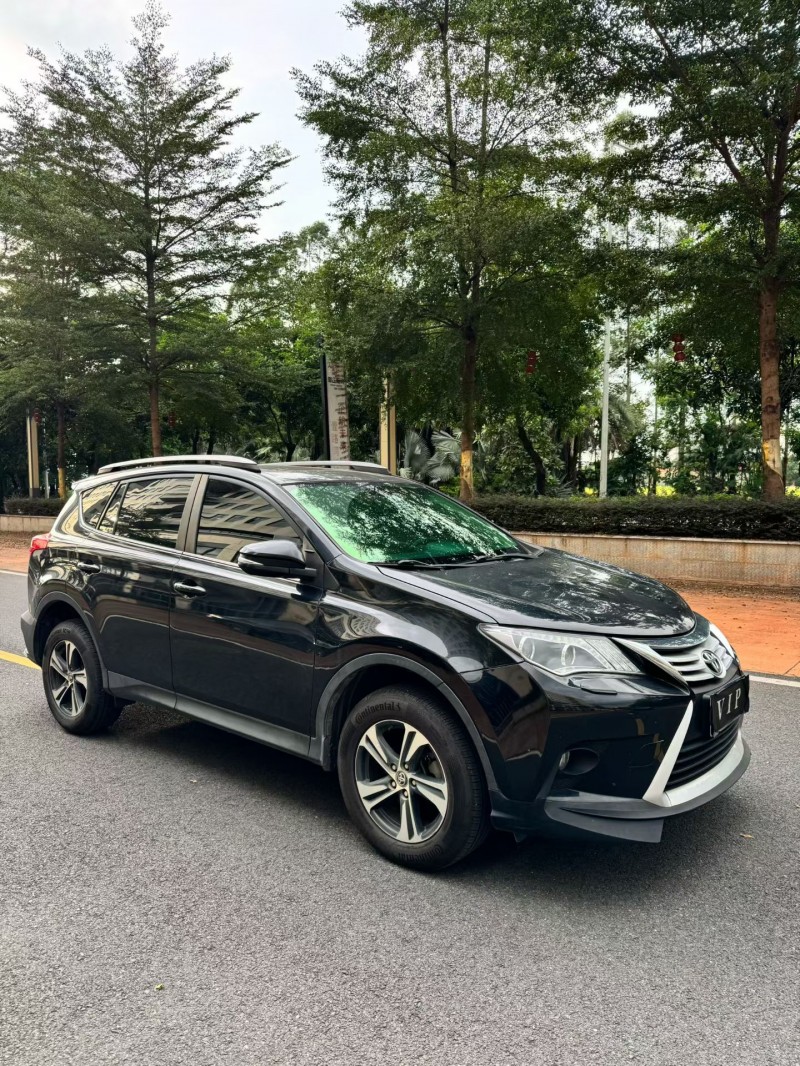 珠海15年丰田RAV4荣放2