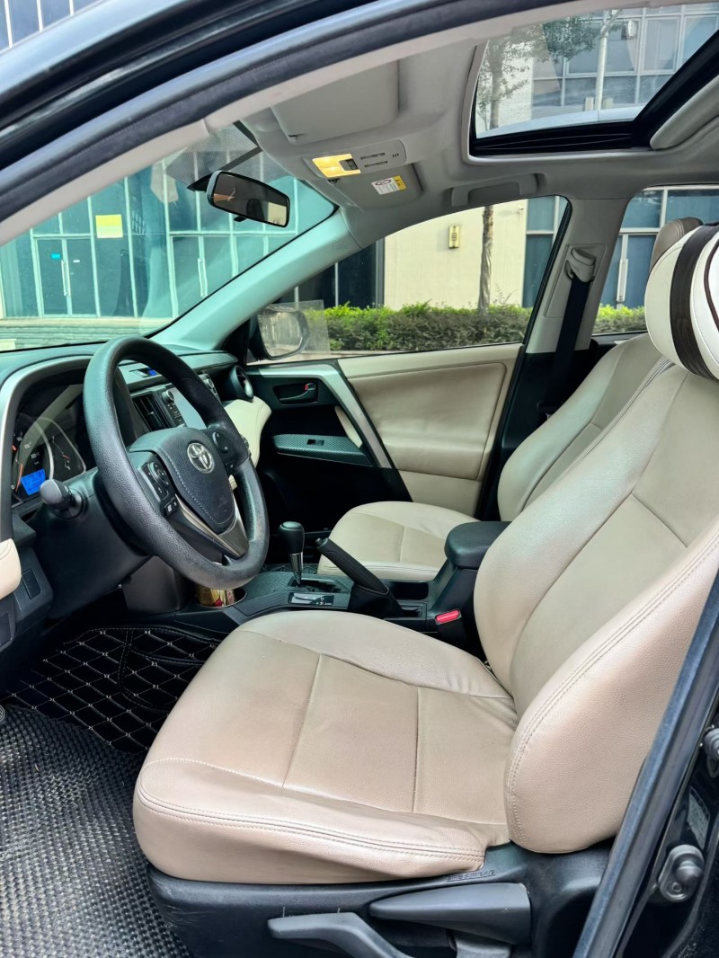 珠海15年丰田RAV4荣放4