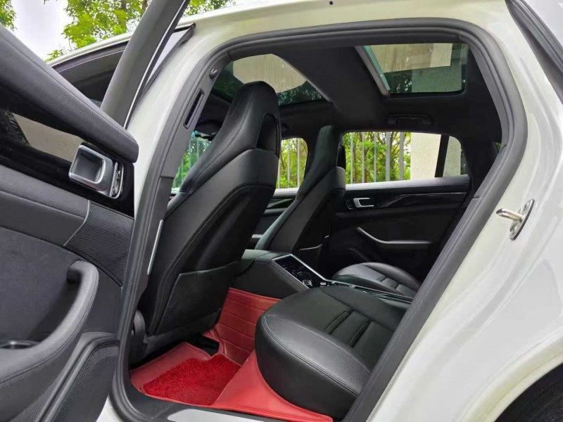 江门18年保时捷帕拉梅拉5