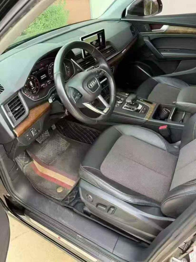 嘉兴19年奥迪Q54