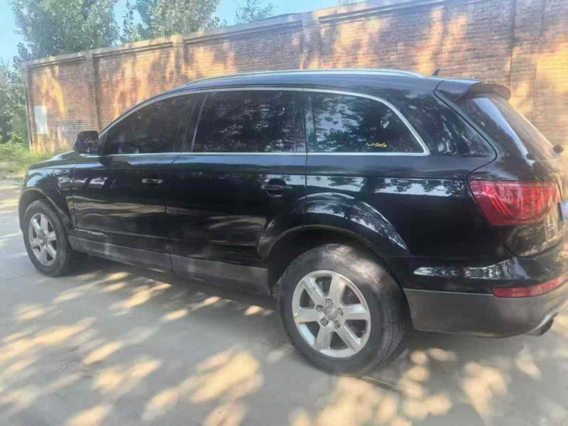 保定12年奥迪Q74