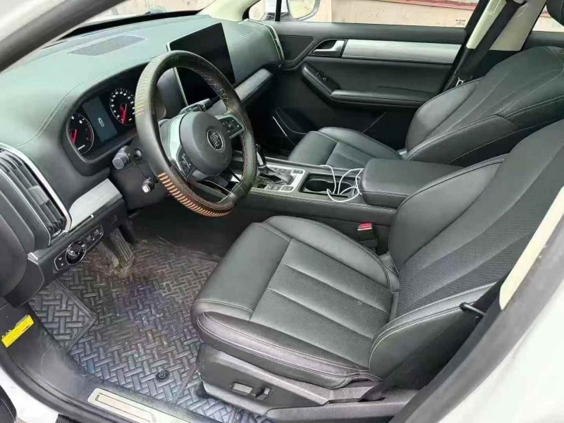 济南18年比亚迪唐4