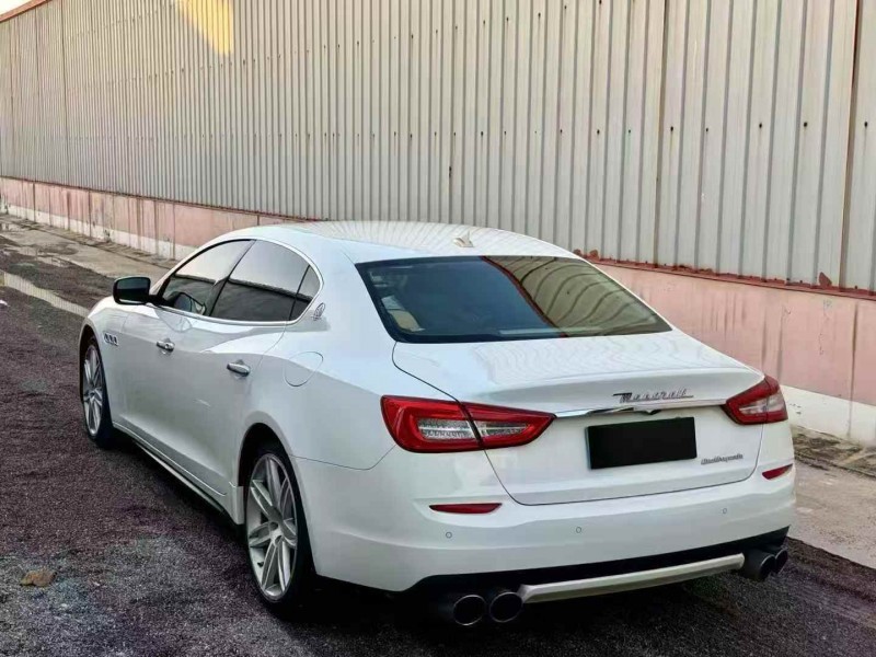 济宁14年玛莎拉蒂总裁8