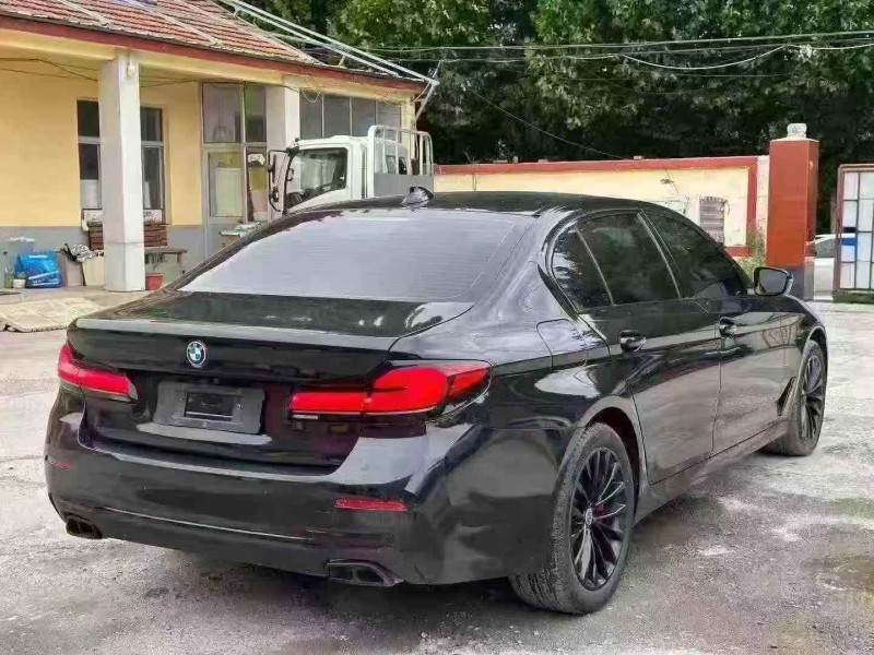 淄博21年宝马5系9