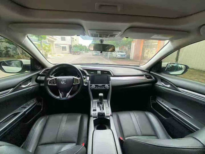 茂名18年本田思域5