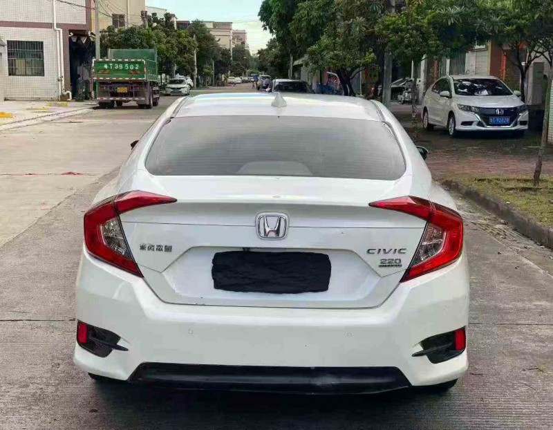 茂名18年本田思域9