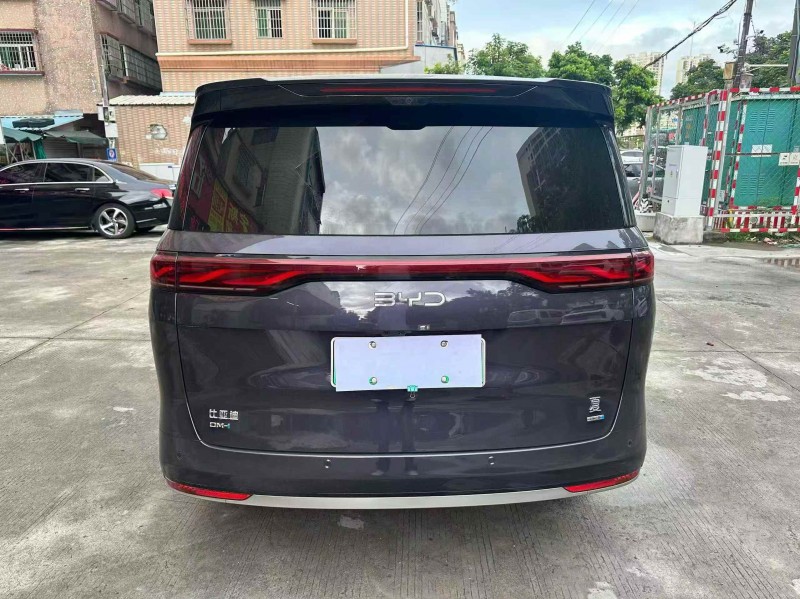 深圳25年比亚迪夏9