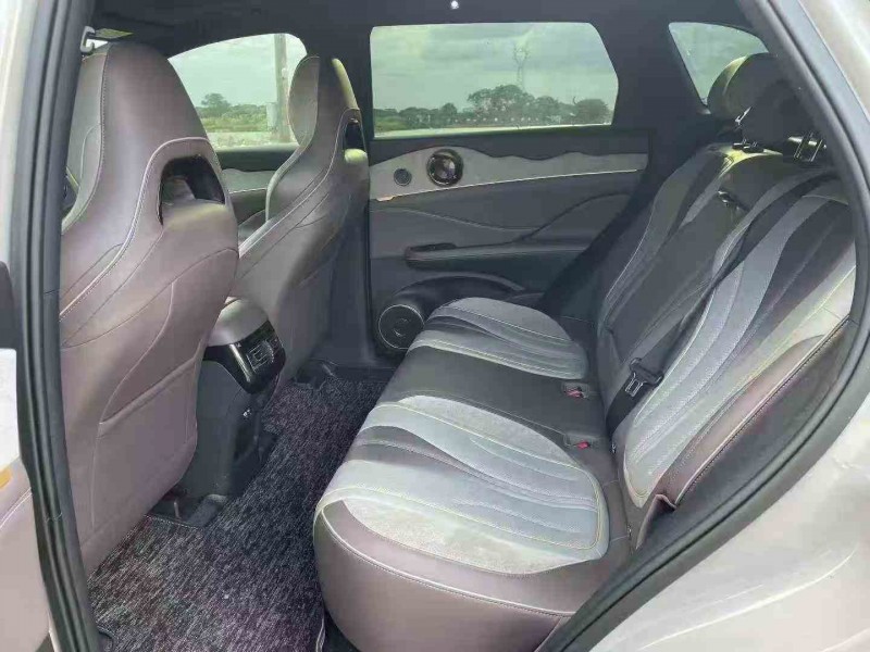 湛江23年比亚迪护卫舰5