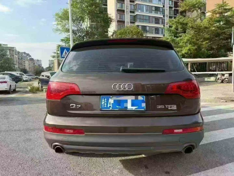 梧州15年奥迪Q78