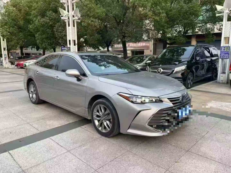 淮安22年丰田亚洲龙3