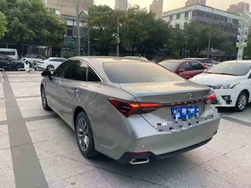 淮安22年丰田亚洲龙7