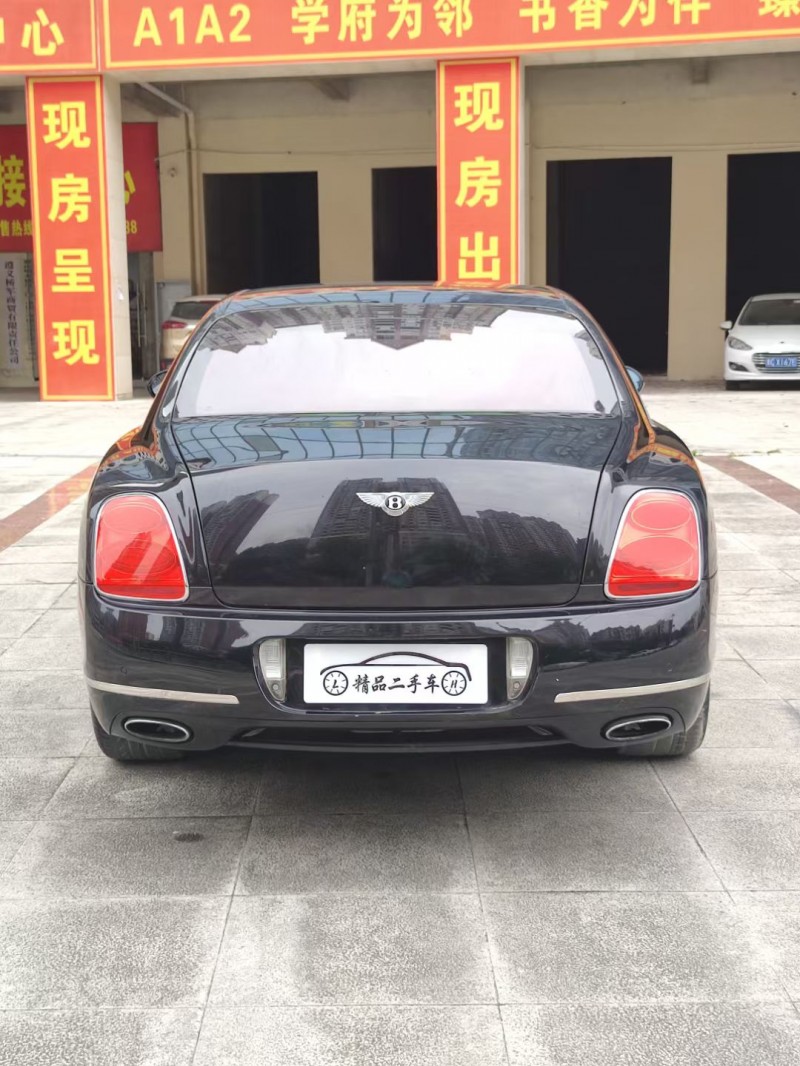 遵义10年宾利飞驰8