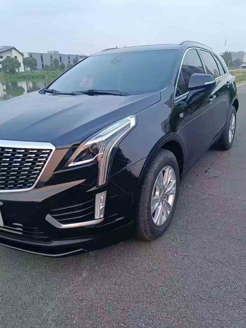 徐州20年凯迪拉克XT53