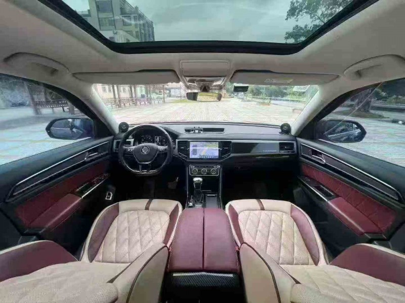 汕头19年大众途昂6