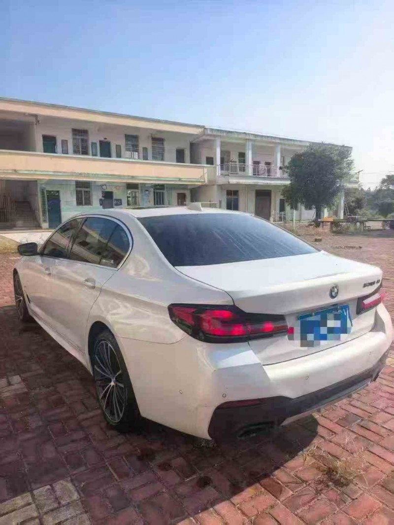 景德镇23年宝马5系8