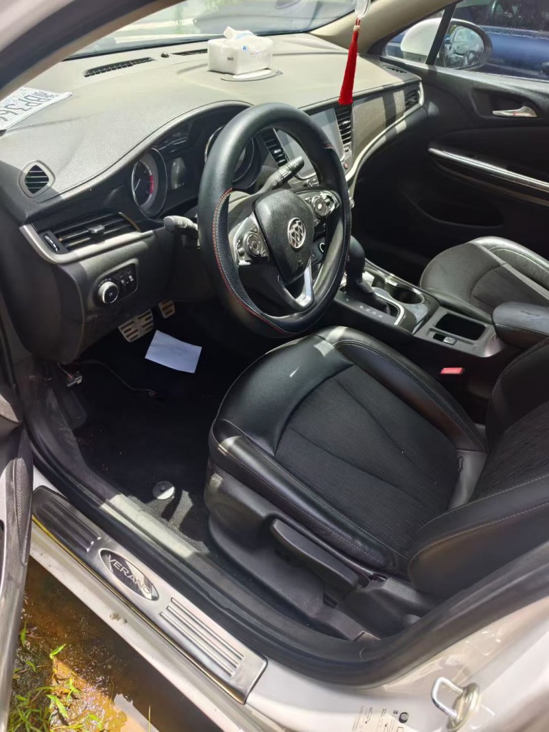 宁波16年别克威朗8