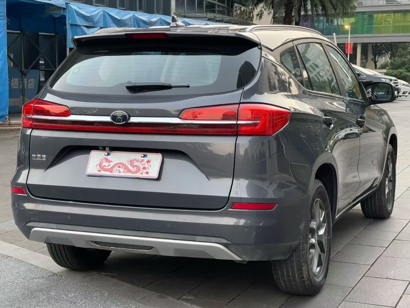 佛山20年比亚迪宋8