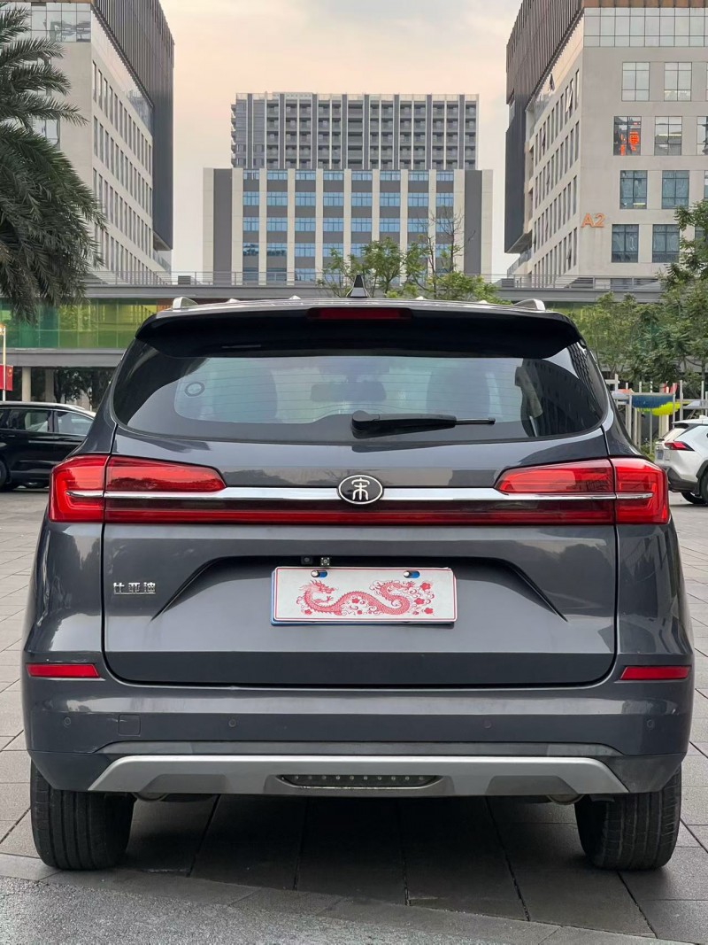 佛山20年比亚迪宋9