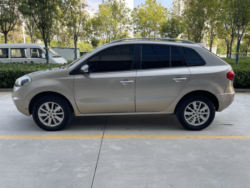 济宁14年雷诺科雷傲7