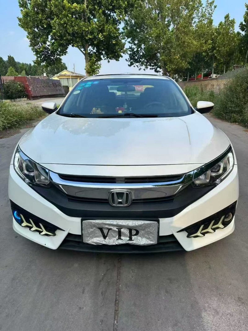 潍坊17年本田思域1