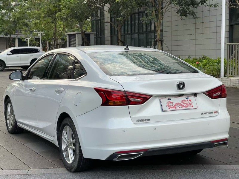 佛山20年长安汽车睿骋7