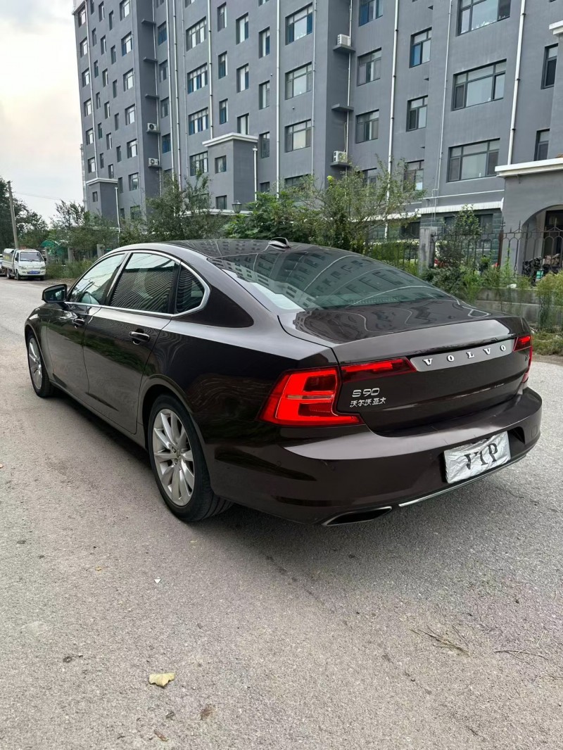 潍坊17年沃尔沃S907