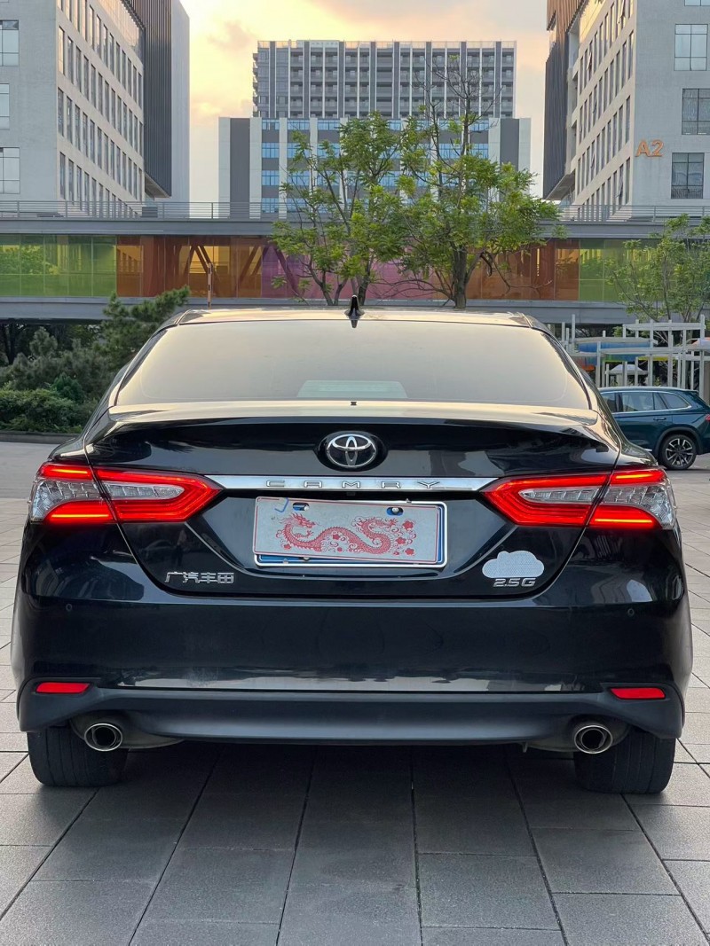 佛山21年丰田凯美瑞9