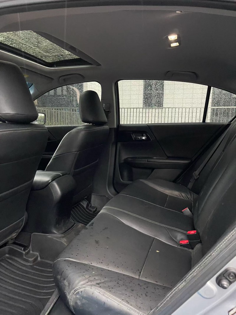 佛山18年本田雅阁5