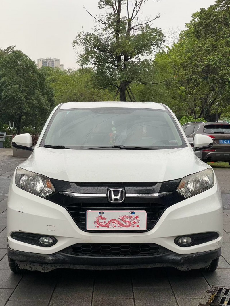 佛山17年本田缤智1
