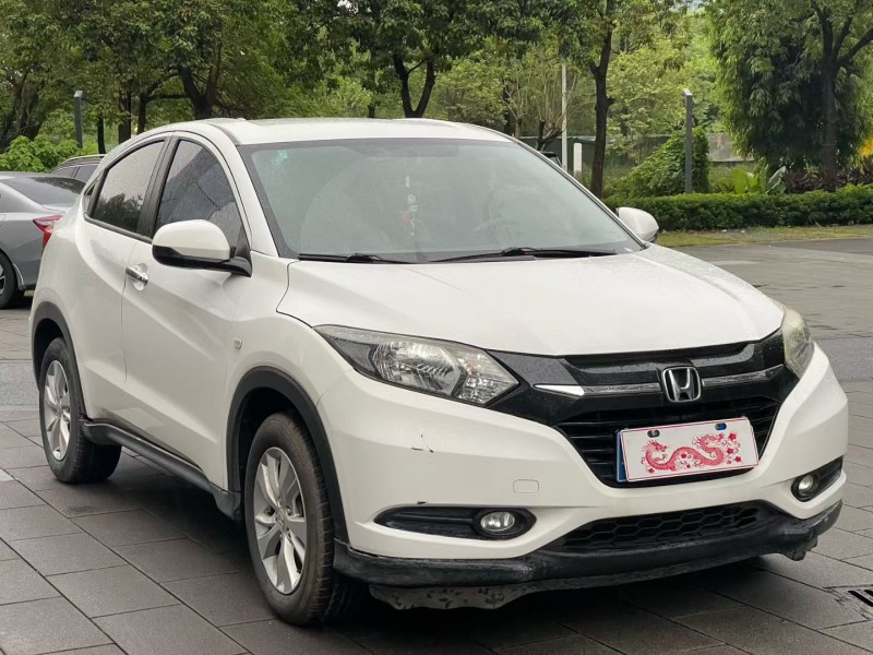 佛山17年本田缤智2