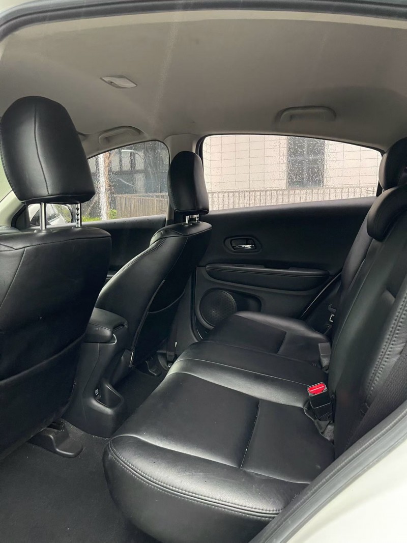 佛山17年本田缤智5