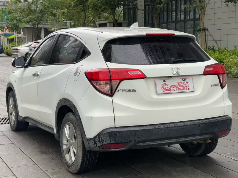 佛山17年本田缤智7