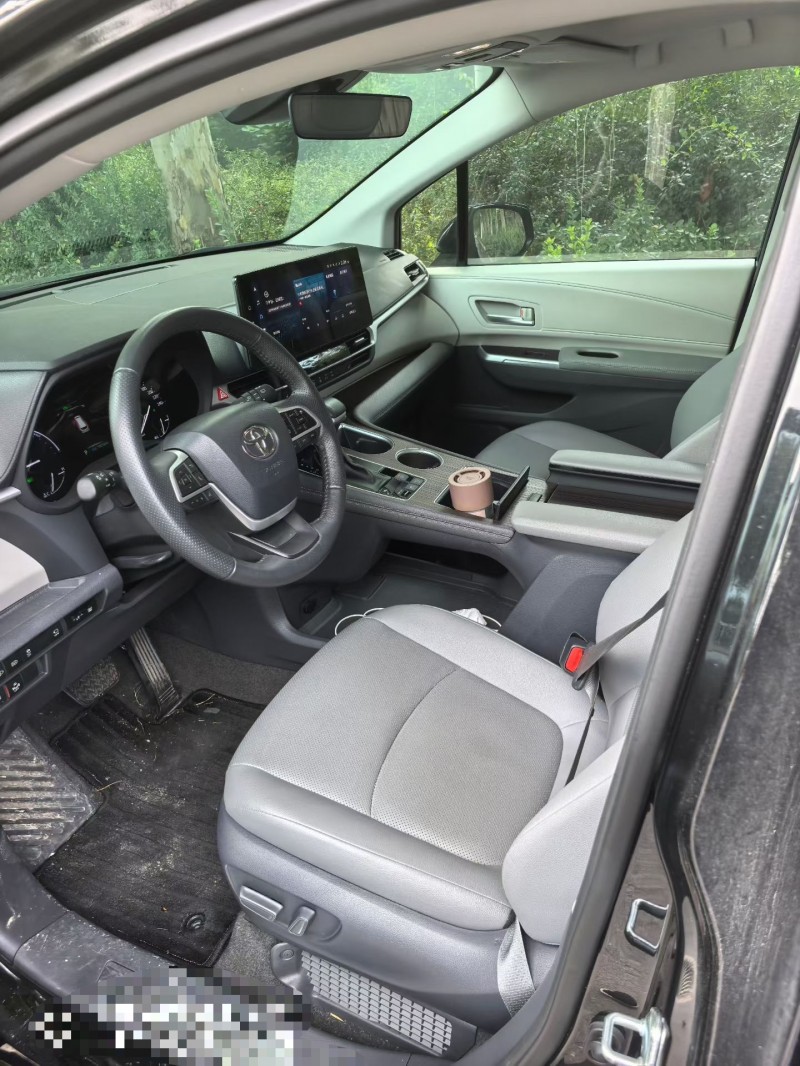 潍坊23年丰田格瑞维亚4