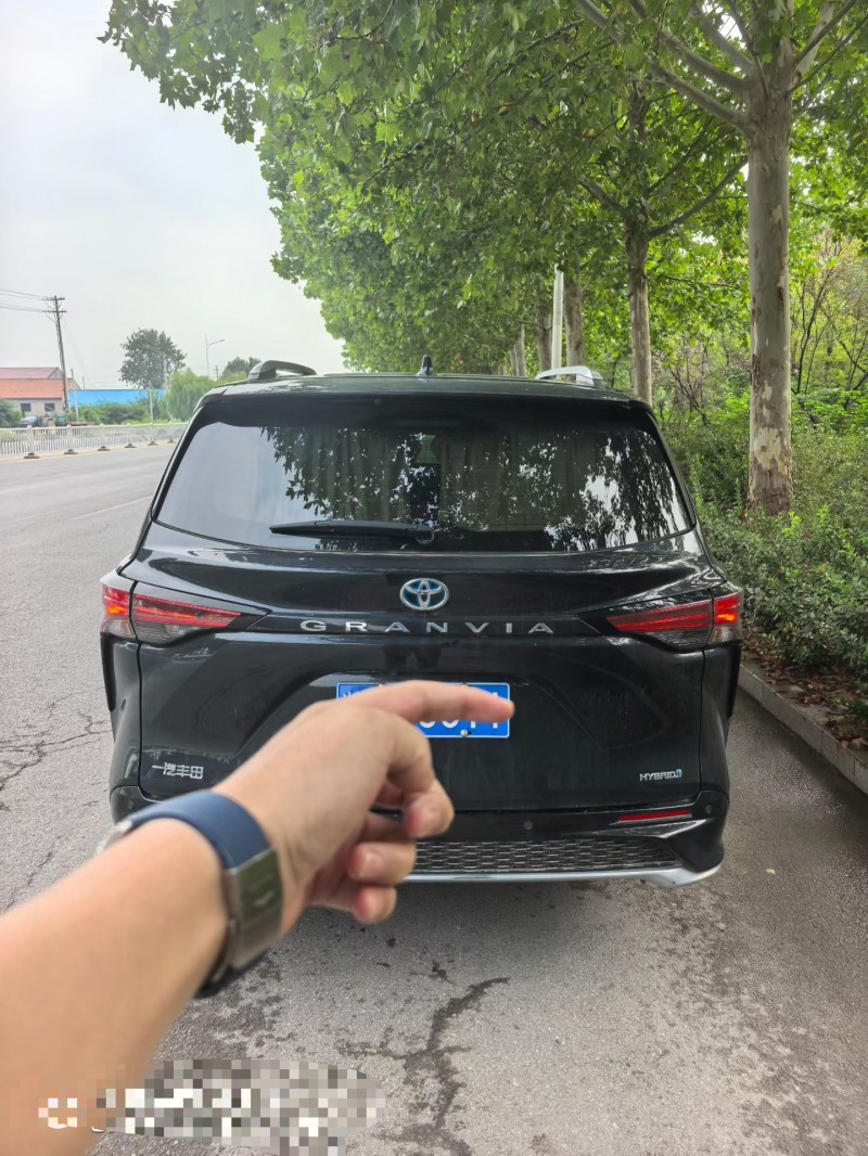 潍坊23年丰田格瑞维亚9