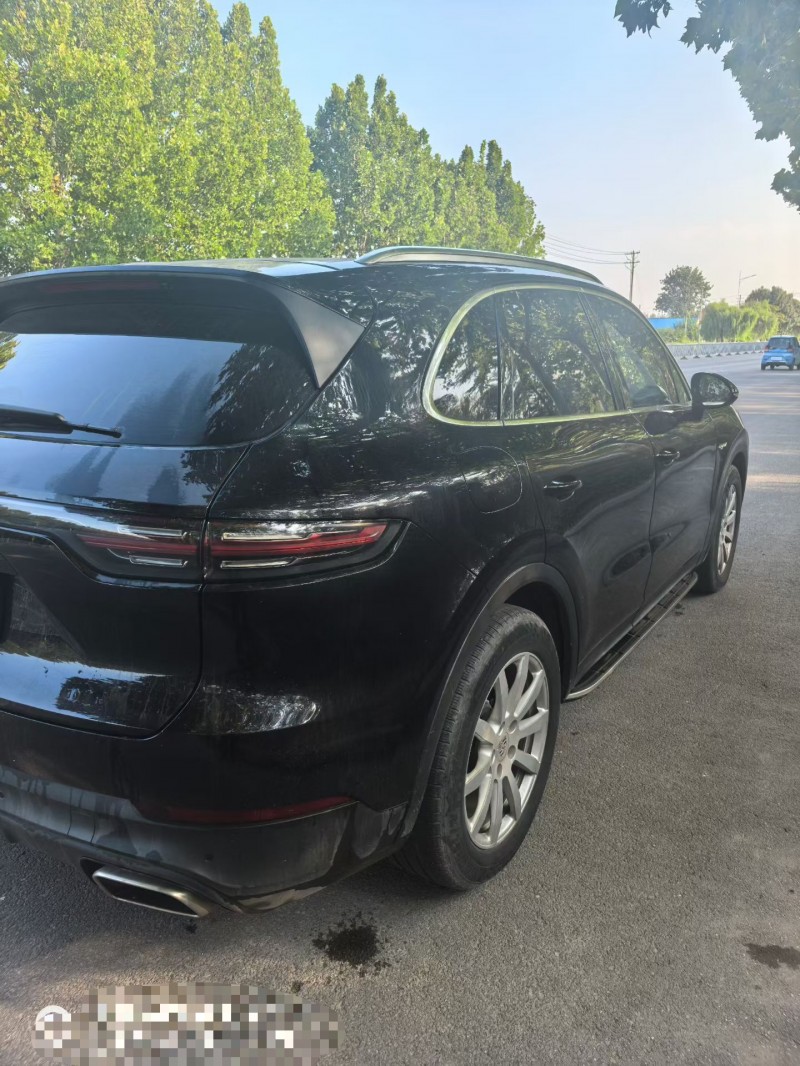 潍坊21年保时捷卡宴7