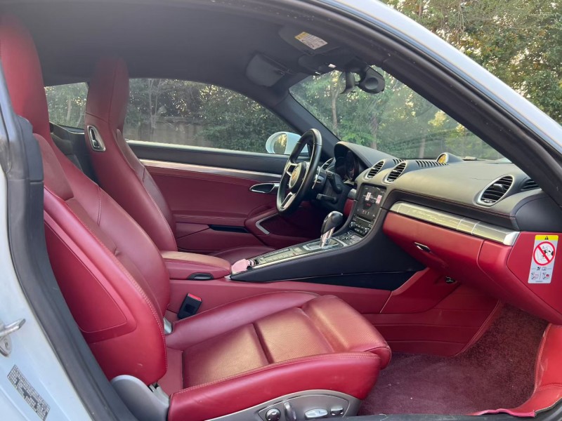 徐州19年保时捷7188