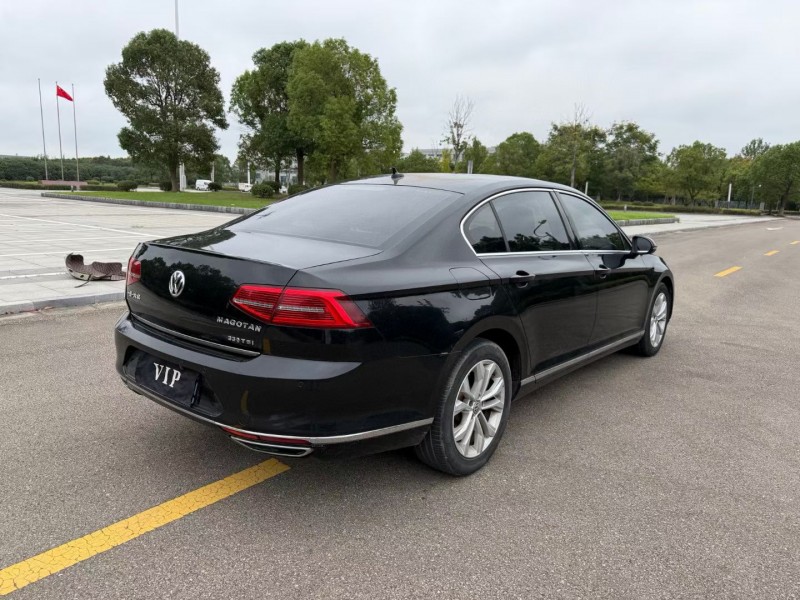 盐城17年大众迈腾8