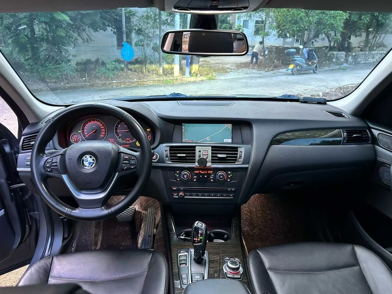 湛江11年宝马X37