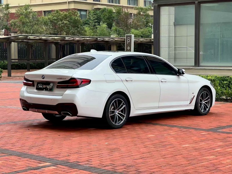 郑州21年宝马5系9