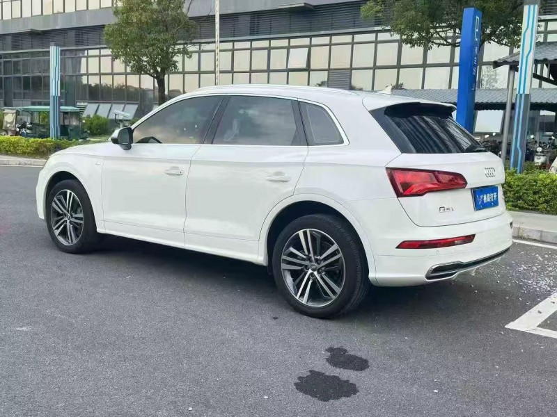 东莞21年奥迪Q57