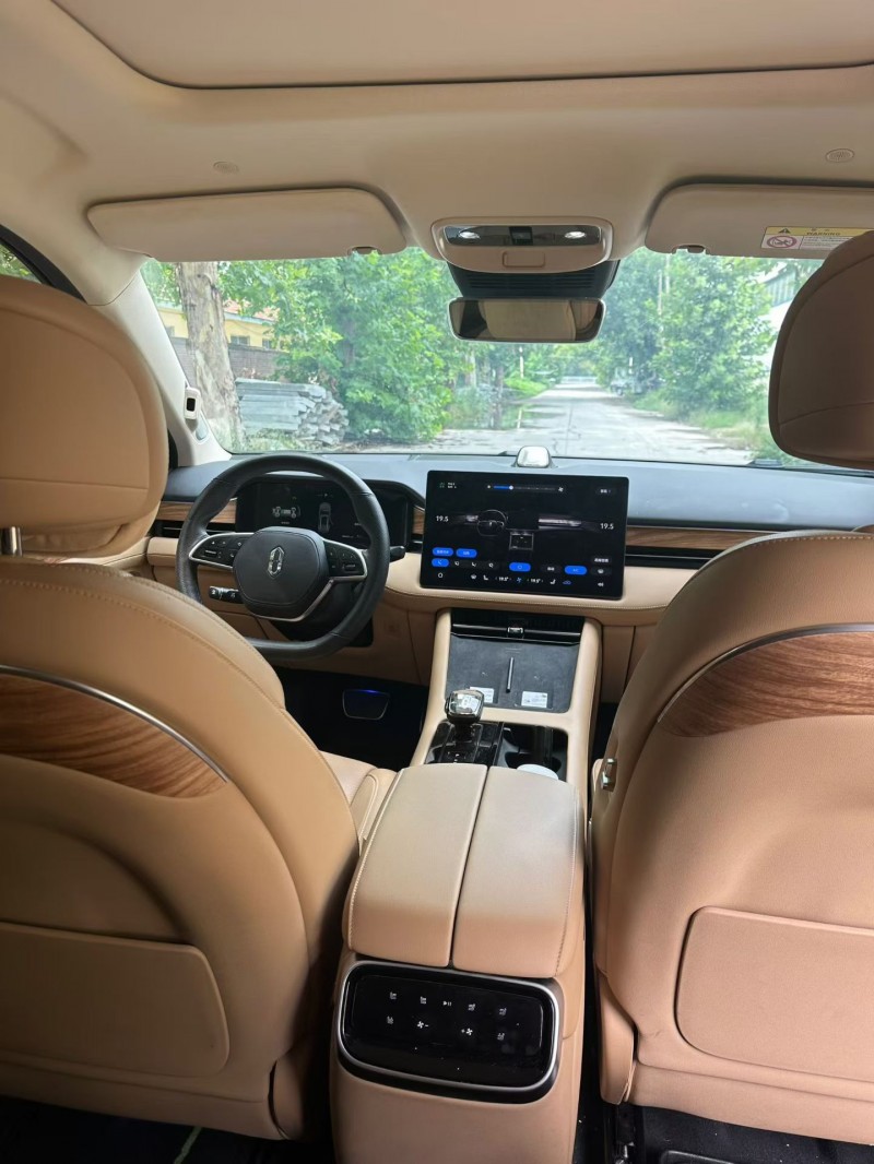 潍坊23年华为智选问界6