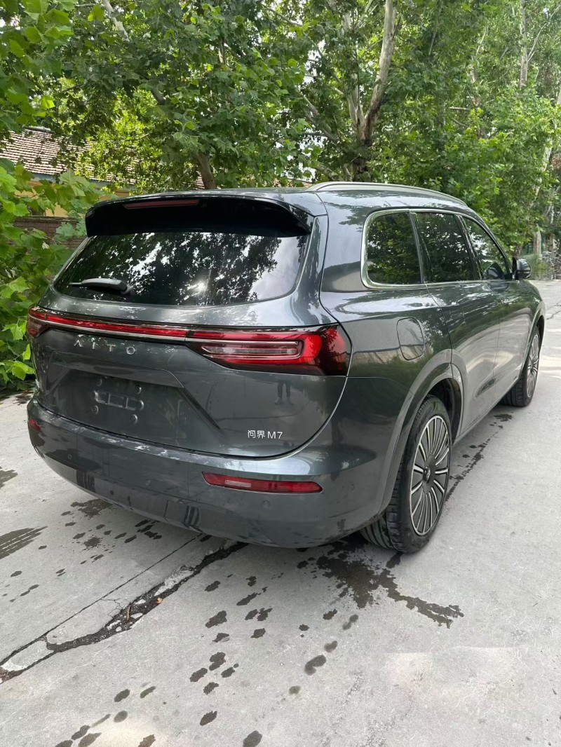 潍坊23年华为智选问界8