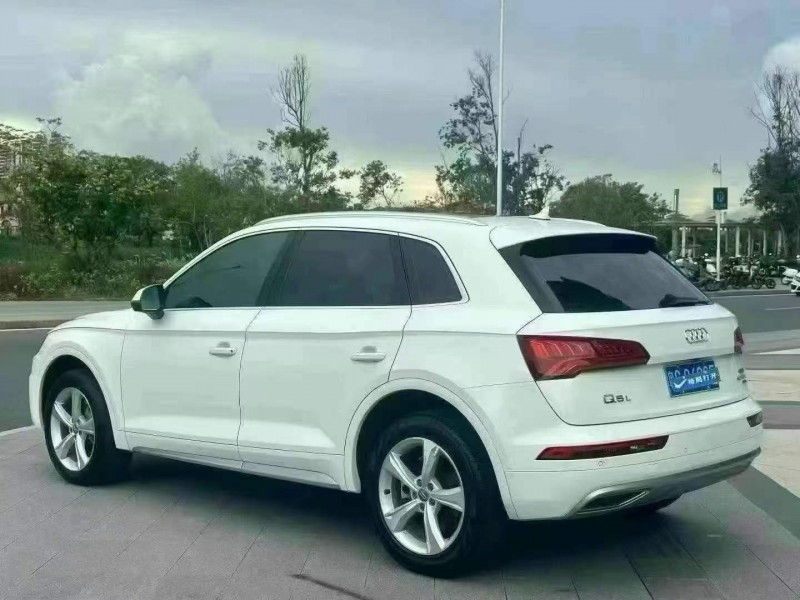 东莞19年奥迪Q57