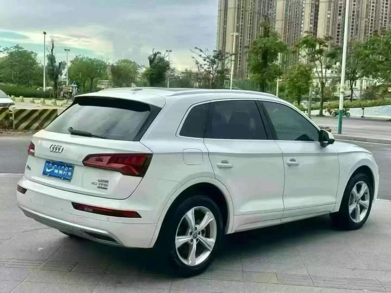 东莞19年奥迪Q58