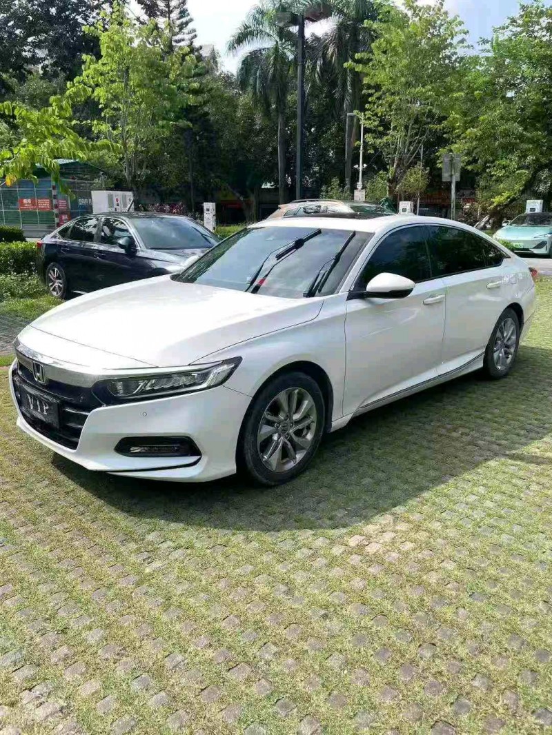 东莞19年本田雅阁3