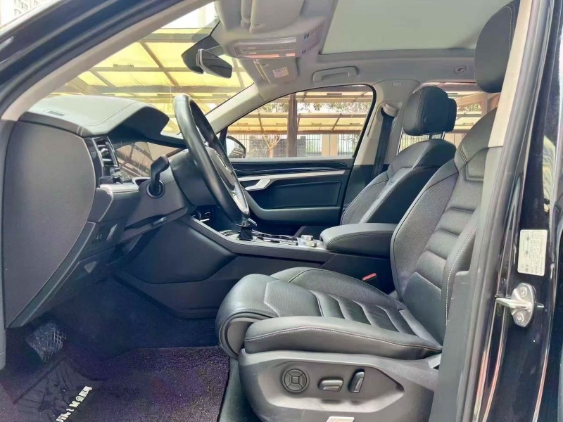 郑州20年大众途锐4