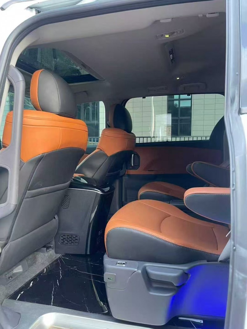 深圳23年丰田格瑞维亚4