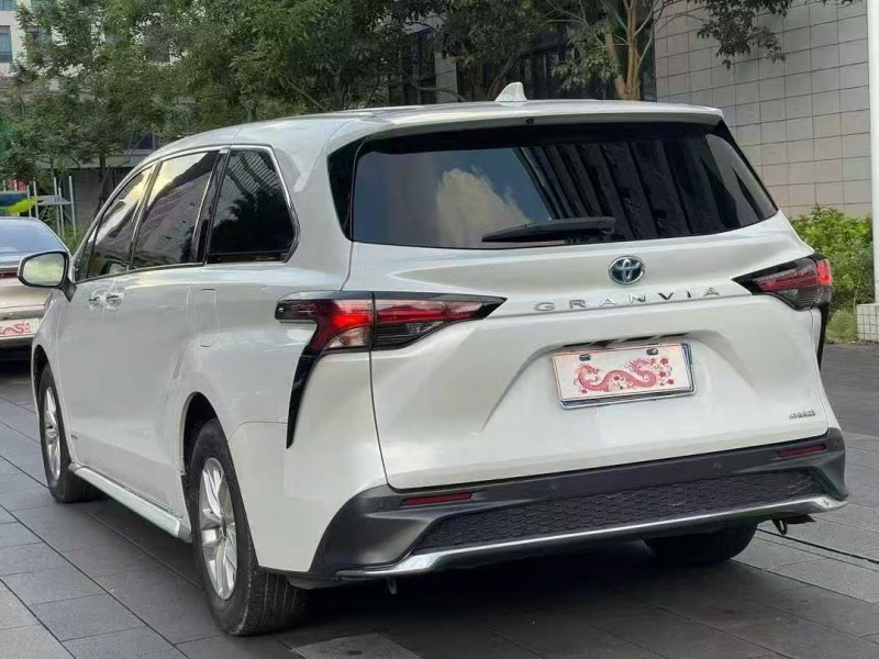 深圳23年丰田格瑞维亚8