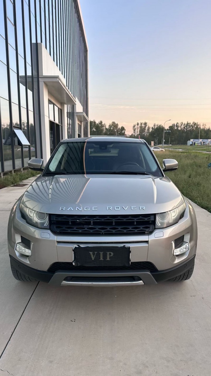 济宁12年路虎极光1